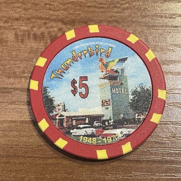 Thunderbird - Lot of *4* Commerative Casino Chips - Las Vegas, Nevada - Picture 5 of 6